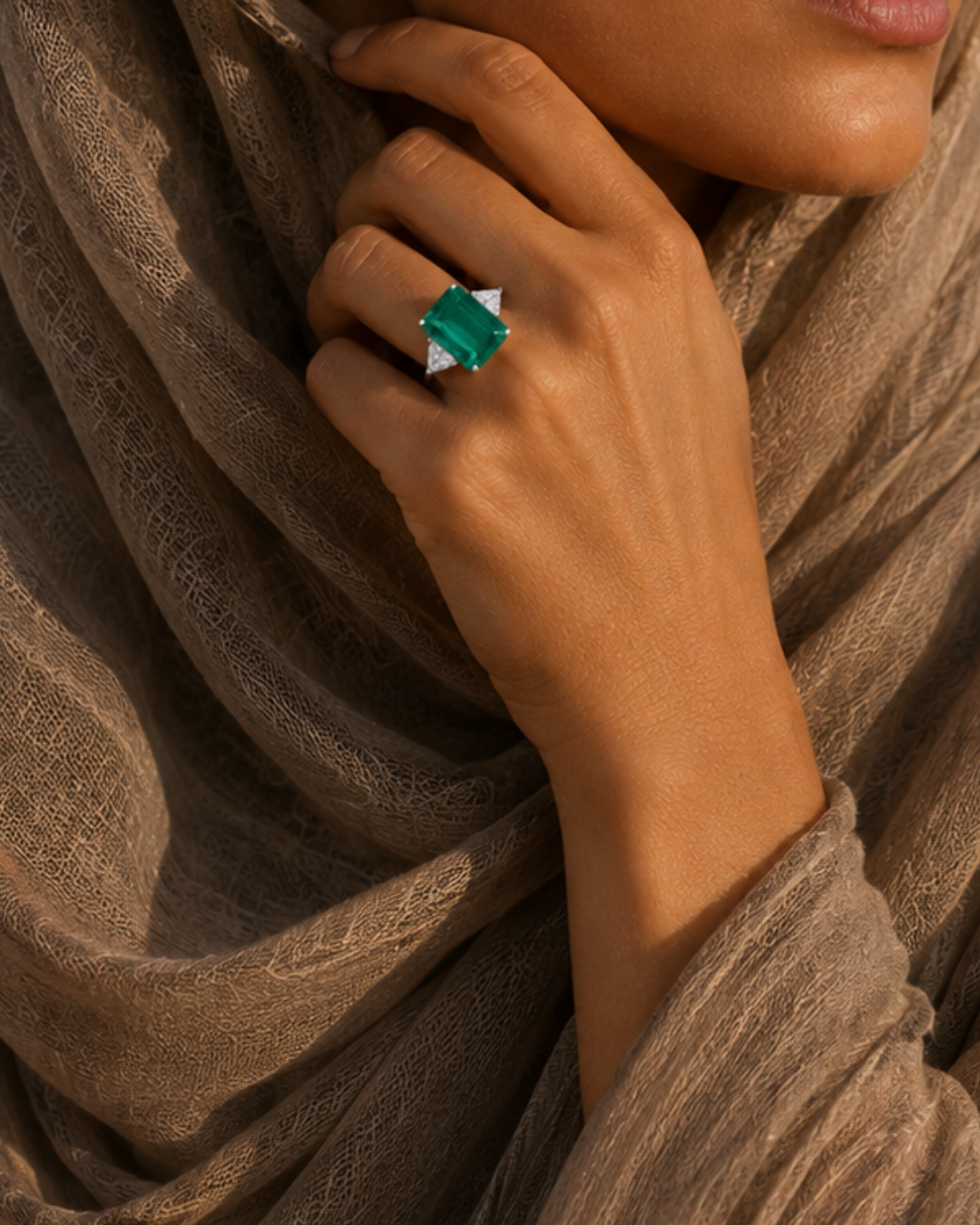 The Unique Gallery Dubai Downtown Paraiba tourmaline Gemstone Diamond Jewellery Investment